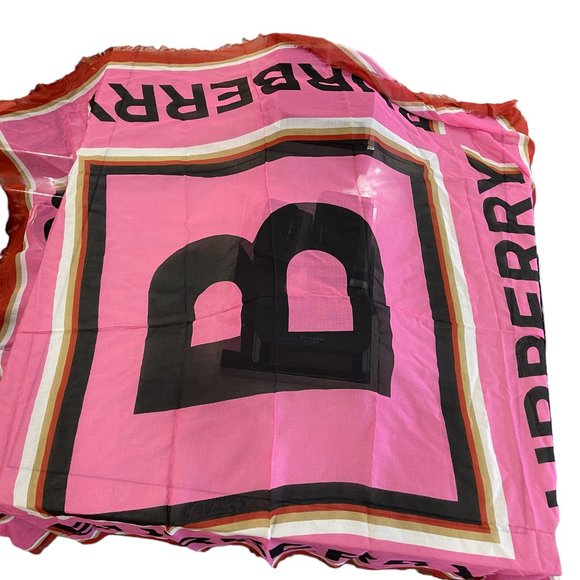 Burberry Box Text Modal Scarf Shawl Pink New, 135cm X 135cm - Picture 4 of 9